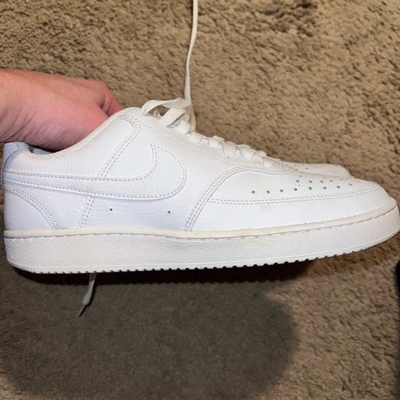 NWOT. Nike Women’s Court Vision Low - Size 9 - Picture 3 of 8